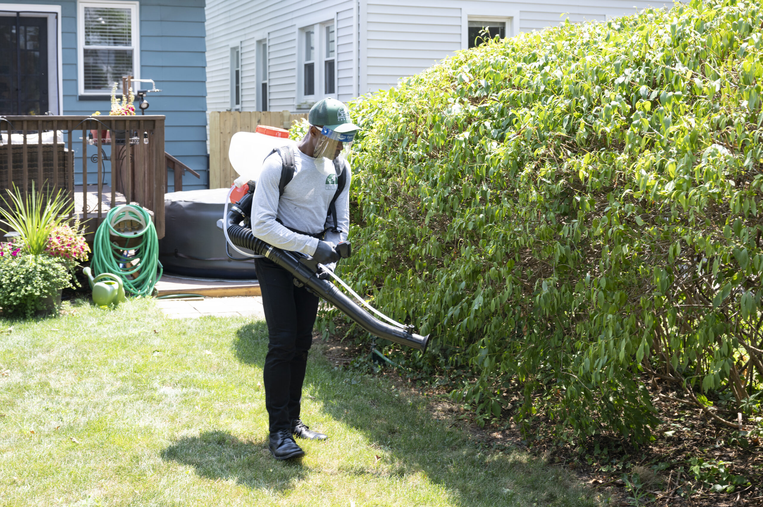 Last Bite Mosquito Lawn Treatment in NJ, PA, DE and MD